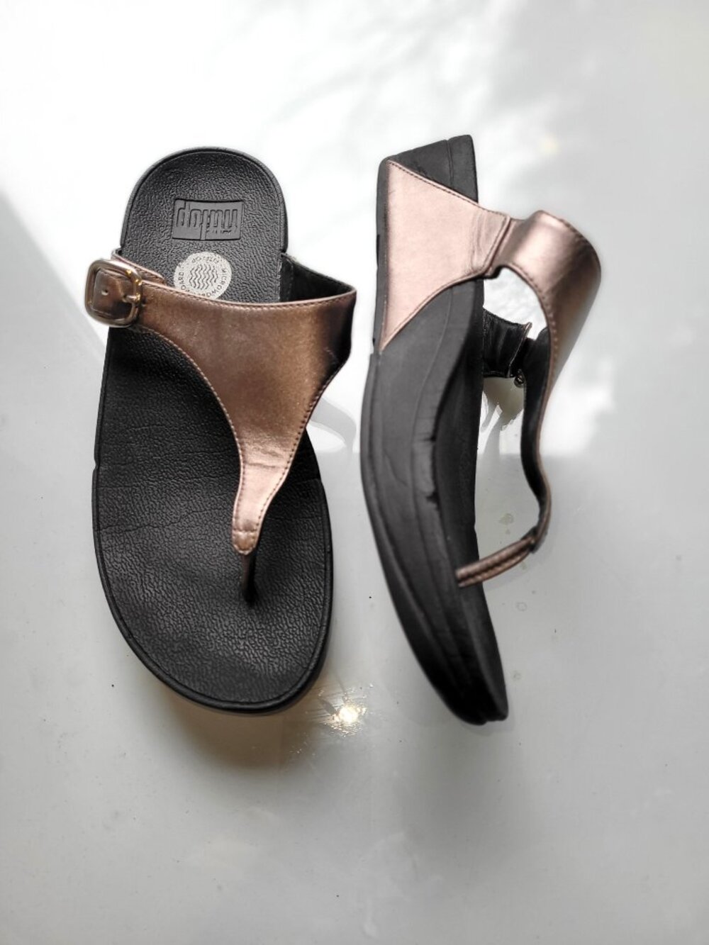FITFLOP A96-054  PEWTER SKINNY THONG FLIP FLOPS WOMEN SANDALS US SZ 8